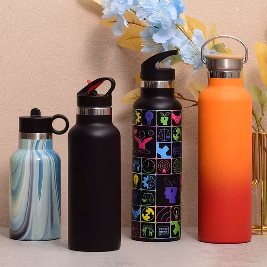 ウォーターボトル 断熱ステンレススチール 再利用可能なポータブルエアレスバルクトラベルボトル